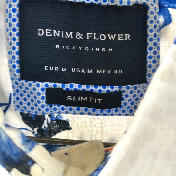 Denim & Flower Blue Floral Short Sleeve Cotton Button Down Size M - Picture 5 of 5